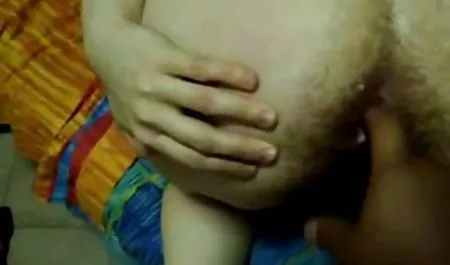 پس از صرف صبحانه ، آن مرد ارگاسم سکس یلدایی واژن را به سبزه جوان داد