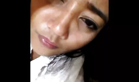 MILF پستان بزرگ خیره سکس شب حجله کننده انگشت سوراخ